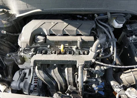 2025 Hyundai Venue Sel z USA, uszkodzony, nr VIN KMHRC8A39SU406467